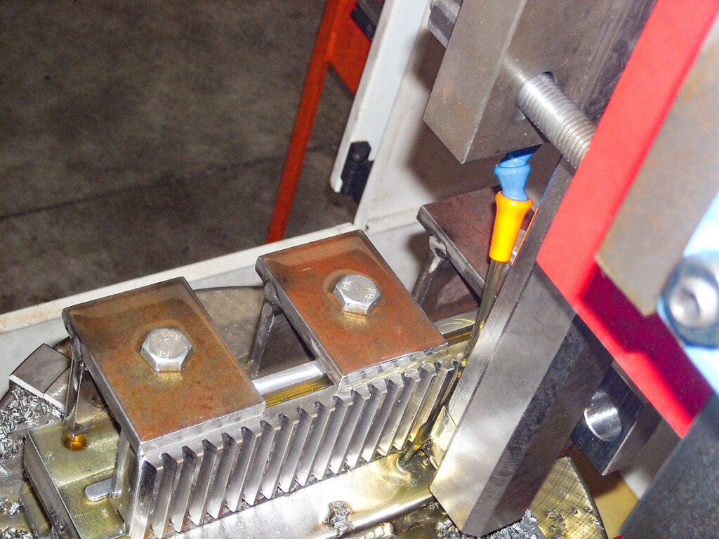 Broaching Technologies|Keyway Broaching Machine & Spline Broaching Examples